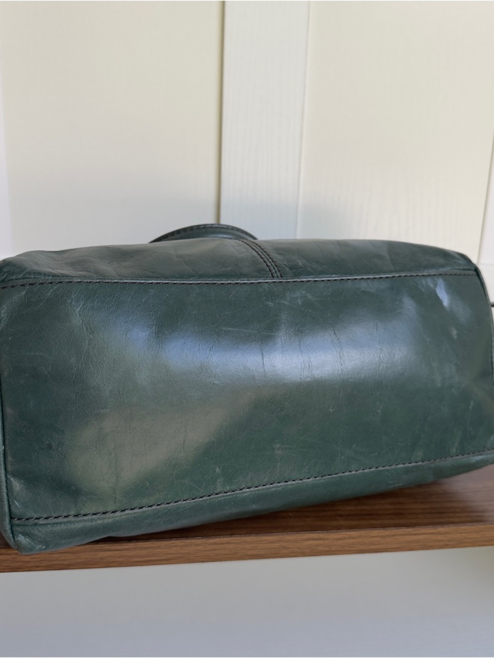 Hobo International Medium
Sheila in Jade - Picture 8 of 11